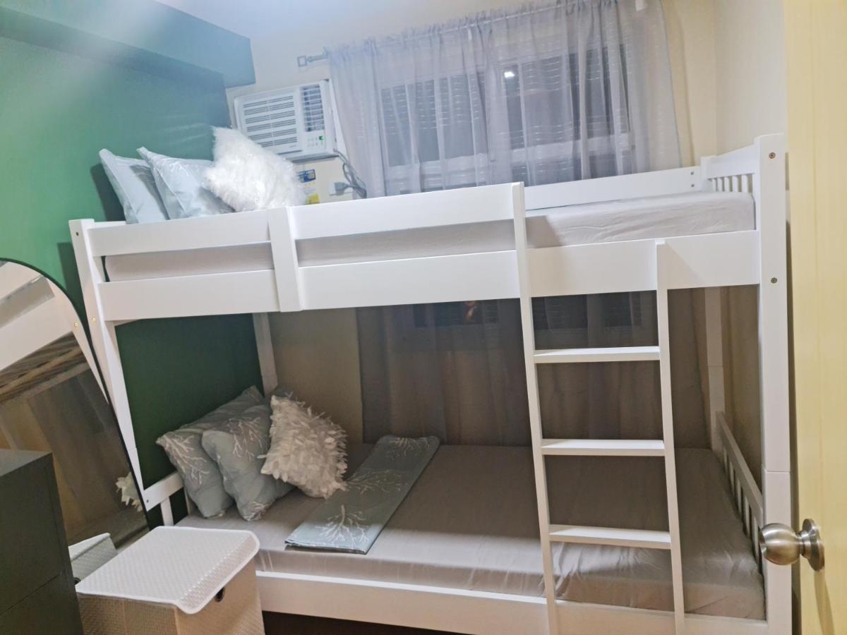 Cozy 2 Bedroom In Near Airport With Balcony
