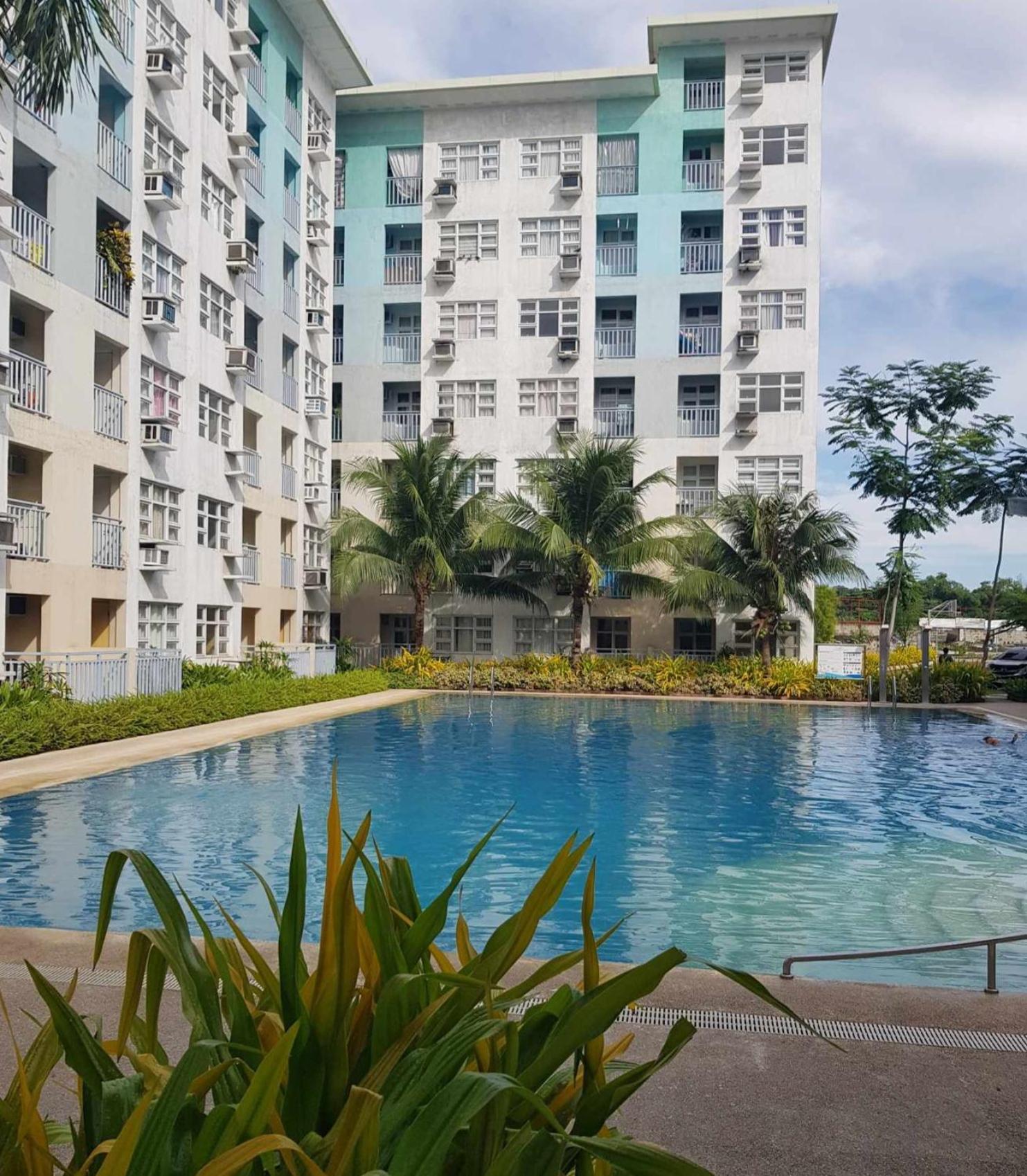Cozy 2 Bedroom In Near Airport With Balcony Davao